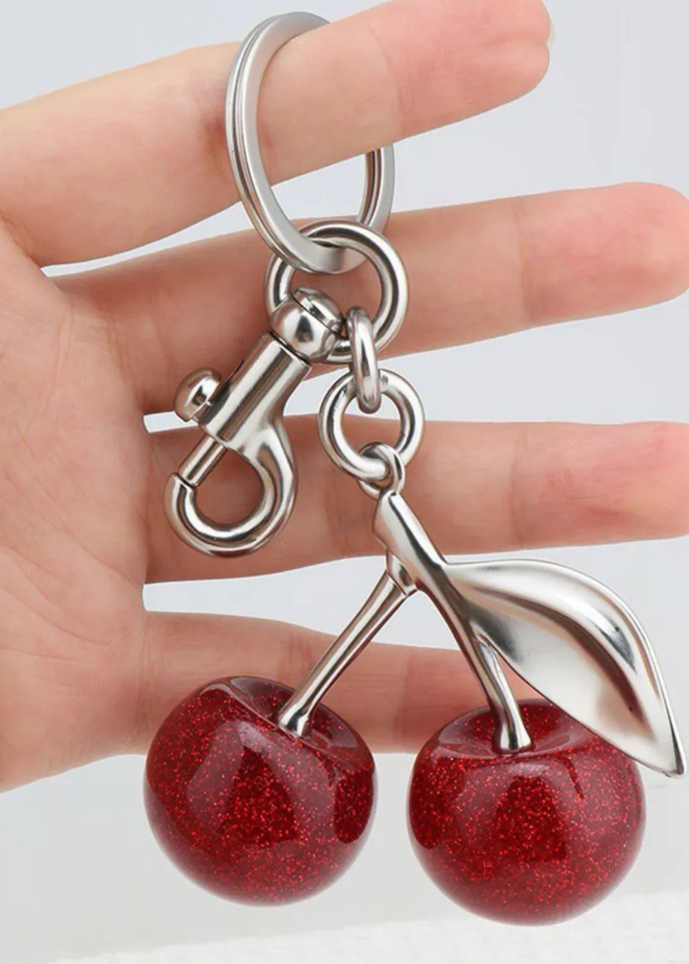 Charme cerise rouge