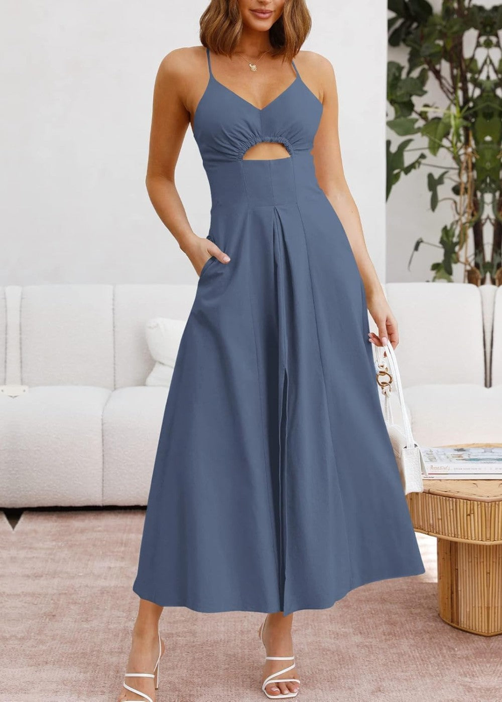 Joly - Robe décontractée de plage à col en V sans manches avec découpe et fente, avec poches