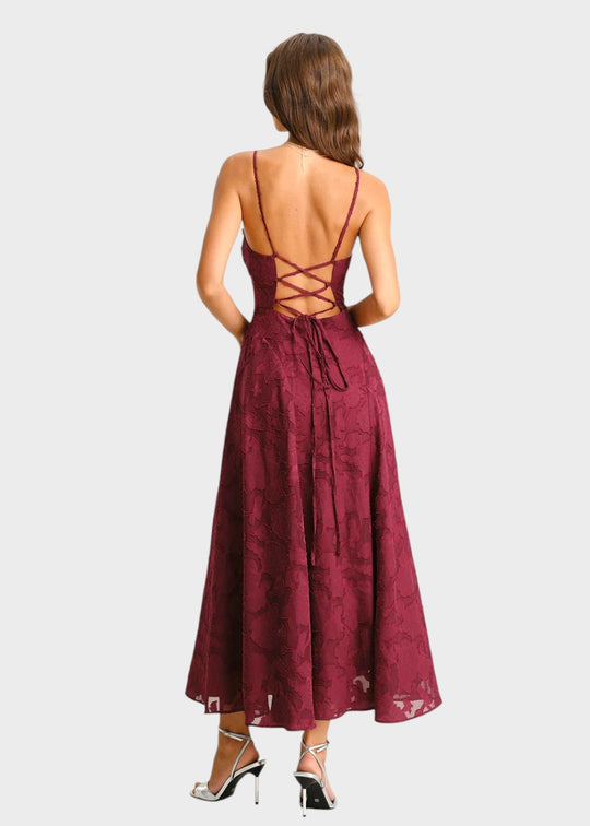 Robe longue à fleurs et dos nu